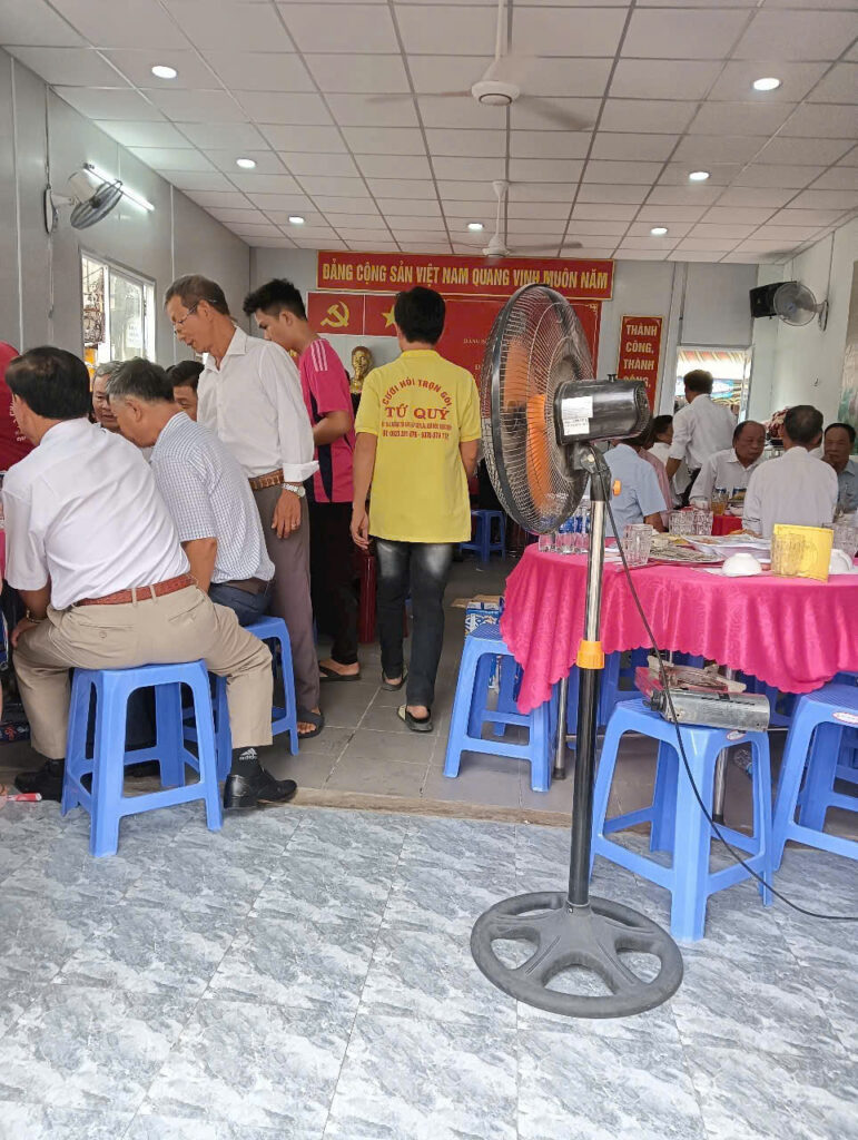 Tổ Chức Tiệc Liên Hoan Cơ Quan Trọn Gói, Chuyên Nghiệp - Đặt Tiệc Liên Hoan Cơ Quan, đặt tiệc cơ quan trọn gói, dịch vụ nấu tiệc cơ quan